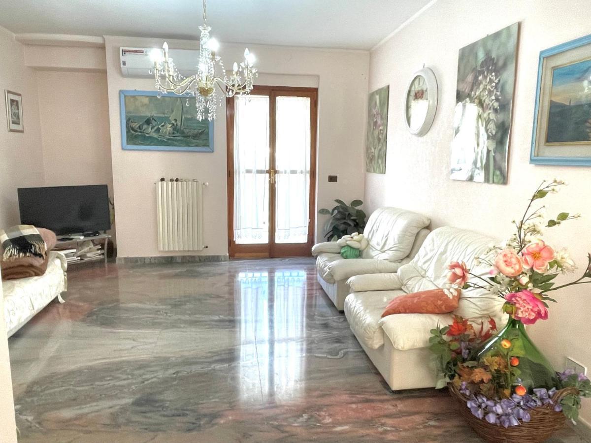 Appartement La Vie en Rose Mattinata Extérieur photo